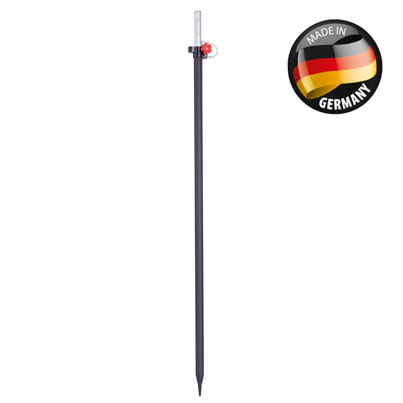 Nestle Carbon-Prismenstab mit Leica-Anschluss, roter Klemmschraube und Spitze, daneben Siegel Made in Germany.