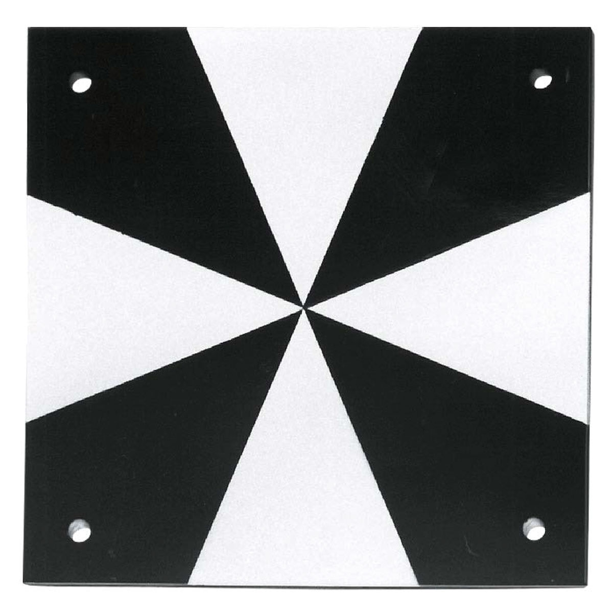 Schwarz-silber eloxierte Zielmarke aus Aluminium 100 x 100 mm mit Sektorenmuster und vier Bohrungen.