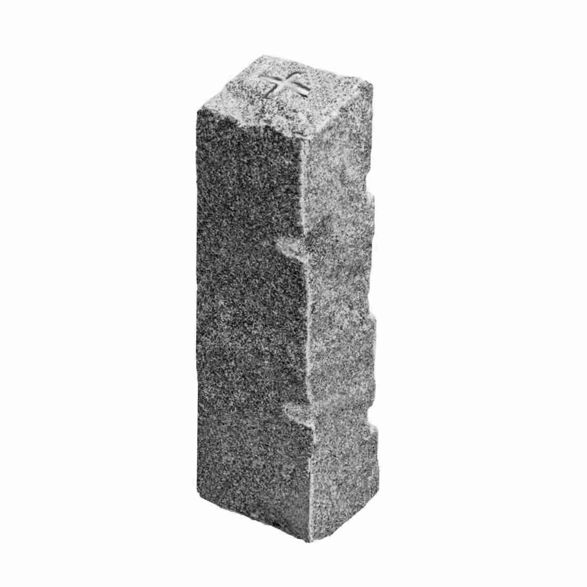Granit-Grenzsteine mit Strichkreuz Kopfgröße 12-15cm, Länge 55-60cm
