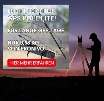 GPS Pole Lite von proNIVO – Carbon-Lotstab mit 0,58 kg für GNSS-Vermessung, Vermesser mit Instrument im Hintergrund