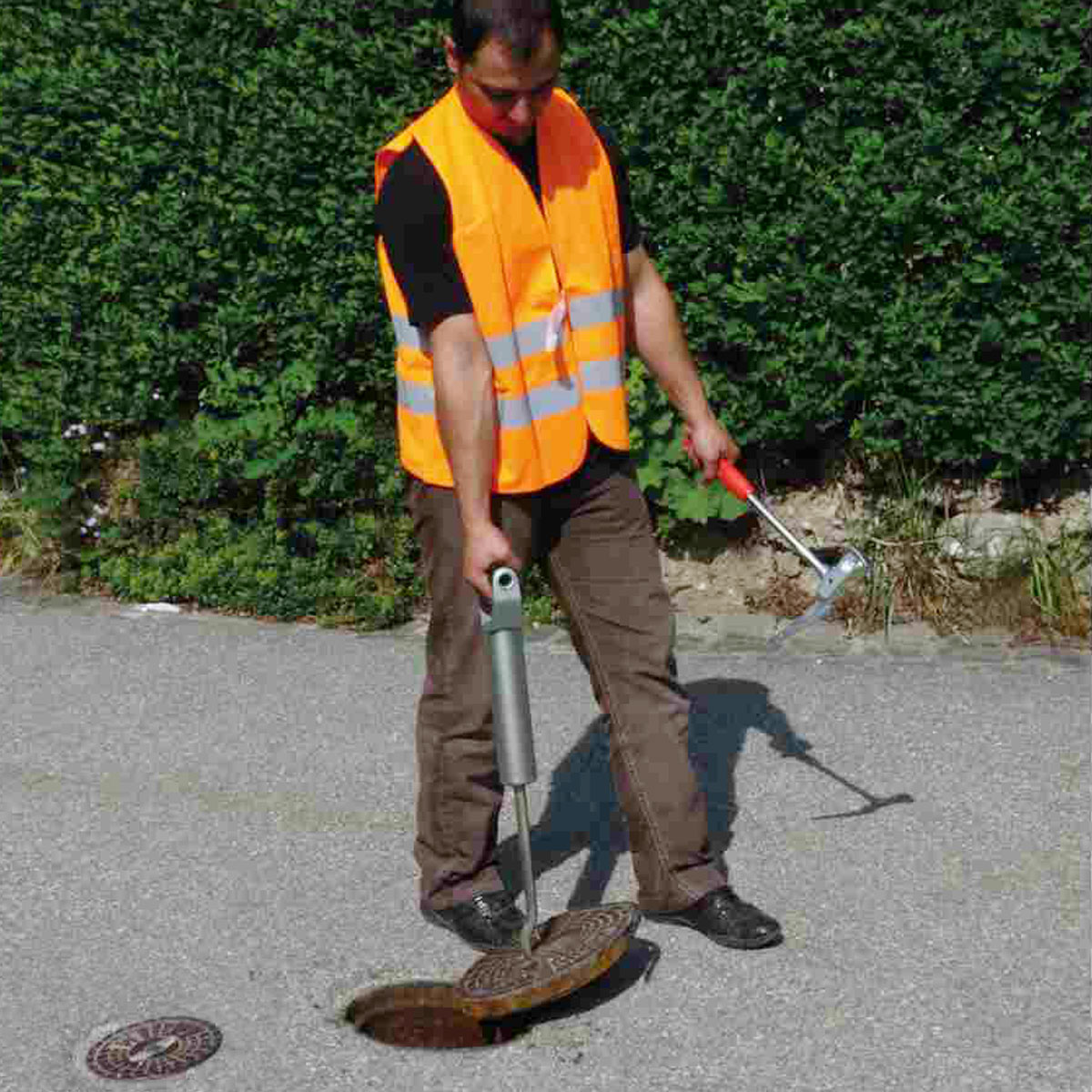 Kappenheber aus Spezialstahl, mit Zugstange