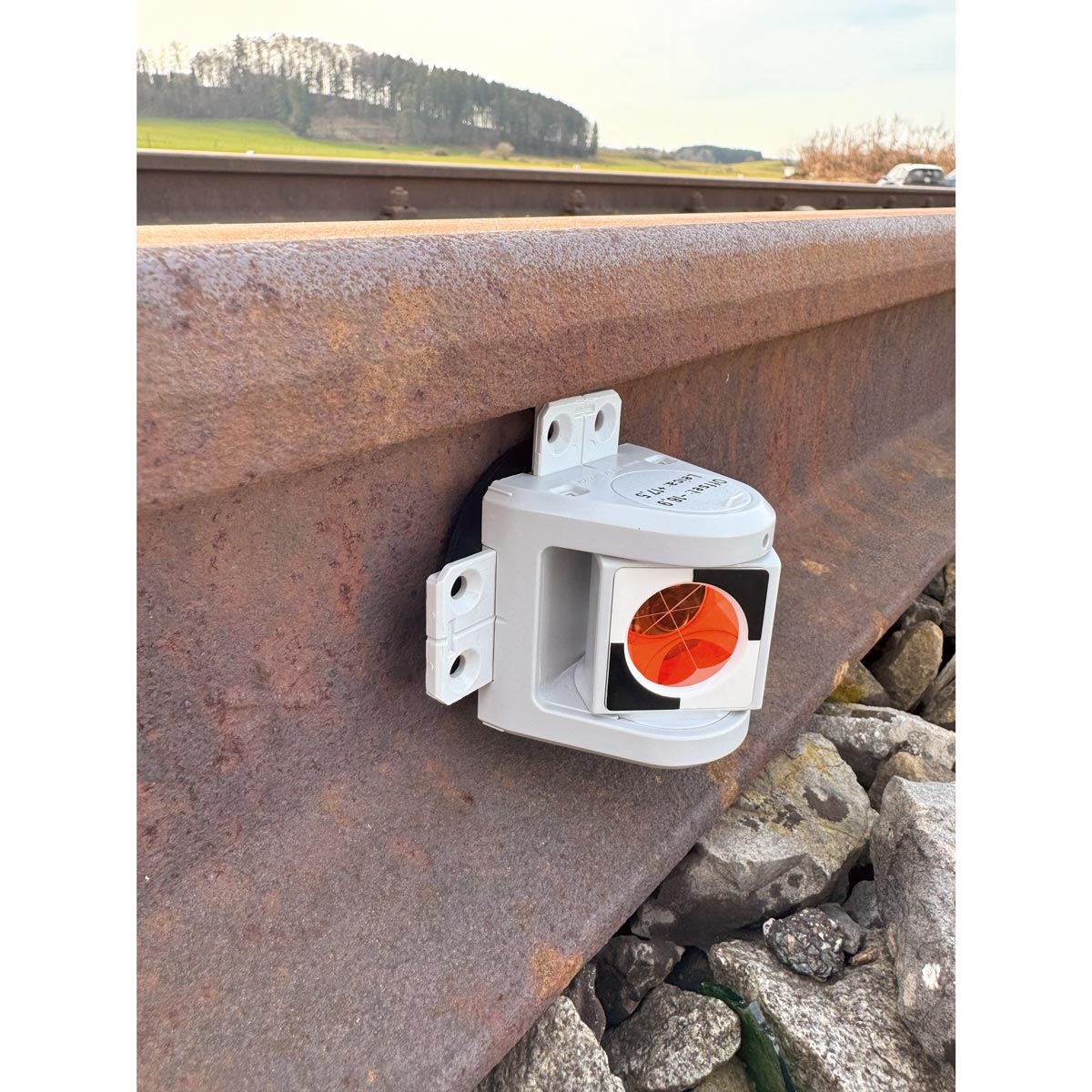 Prisma für Gleismonitoring RSMP380, grau, mit Magnet, von Rothbucher Systeme