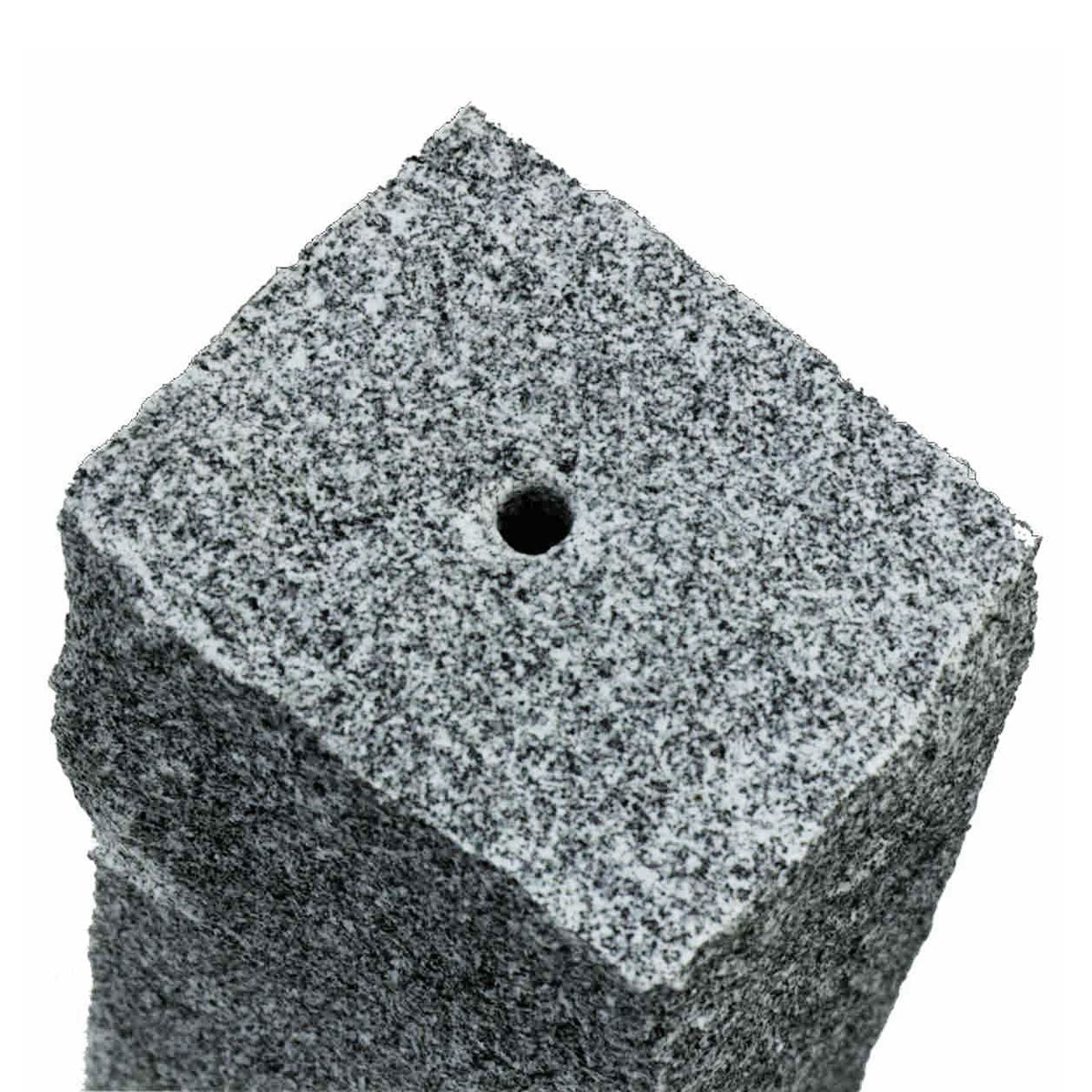 Granit-Grenzsteine mit Zentrierloch Kopfgröße 10-12cm, Länge 50-55cm