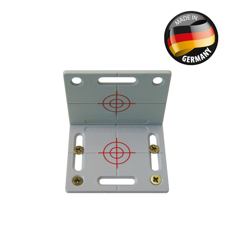 Graue Winkel-Vermessungs-Plakette RS100 von Rothbucher Systeme mit roter Zielmarke und Made in Germany Siegel.