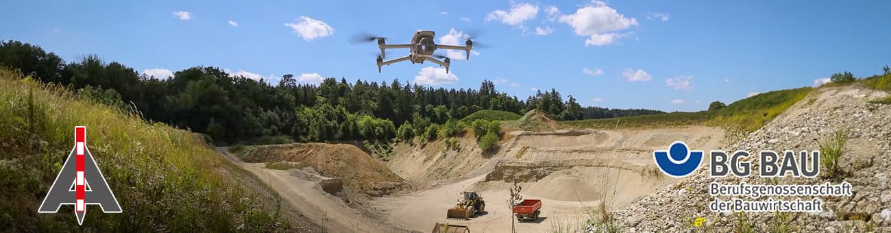 Drohne im Flug über einem Steinbruch, beworben mit bis zu 2.000 € Zuschuss durch die BG BAU Drohnenförderung.